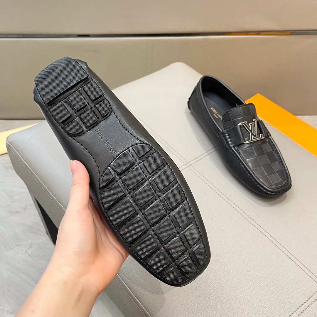 Factory price: 460💰LV men's beanie shoes 2025 official website synchronization <market top version> cowhide pressed grid ➕ black cow lining original packaging. Size 38-45
